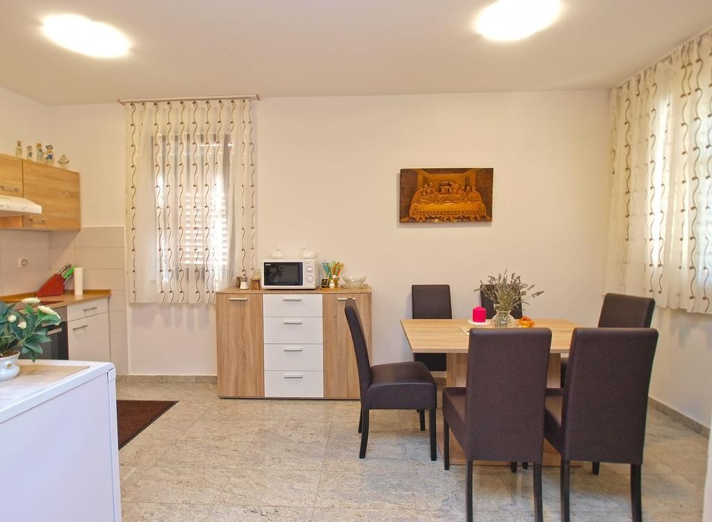 Apartment Mato 1424 Póla Kültér fotó